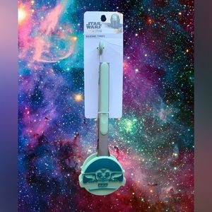 Grogu / baby yoda silicone tongs